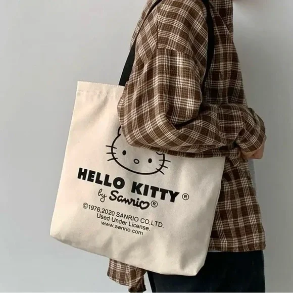 🆕 Hello Kitty Tote bag / cream  color w/ black graphics & straps 🖤 - Picture 2 of 8